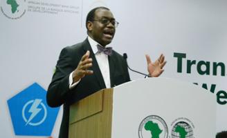 Africa bank boss donates half a million dollar to hungry Africans