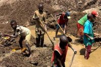 Kimberly Process urges Zimbabwe to investigate diamond miners torture