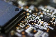IBM unveils world’s first 2 nanometer chip technology